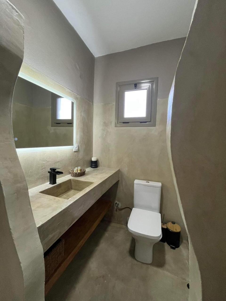 Sonia'S Luxury Apartment With Jacuzzi 卡米拉日 外观 照片