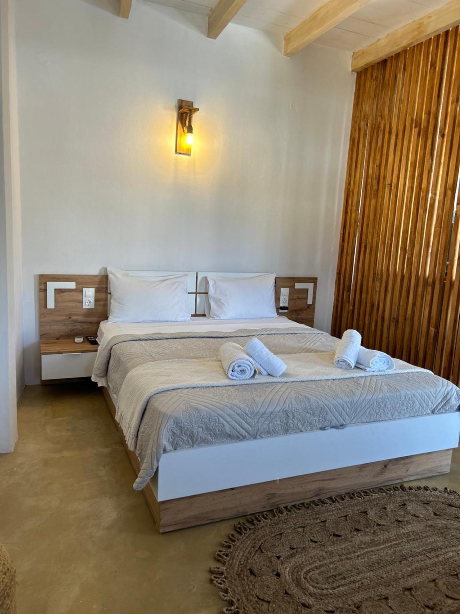 Sonia'S Luxury Apartment With Jacuzzi 卡米拉日 外观 照片