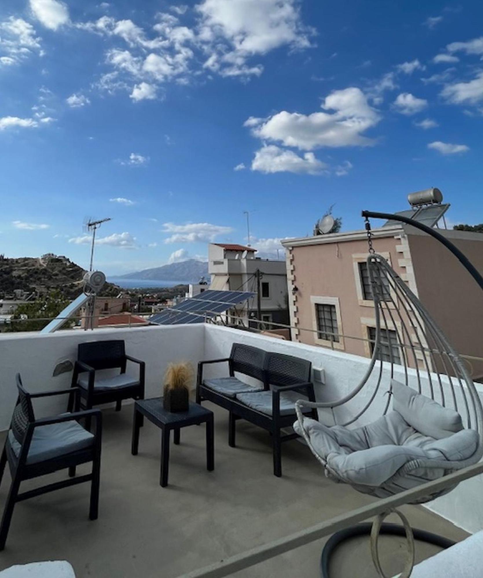 Sonia'S Luxury Apartment With Jacuzzi 卡米拉日 外观 照片